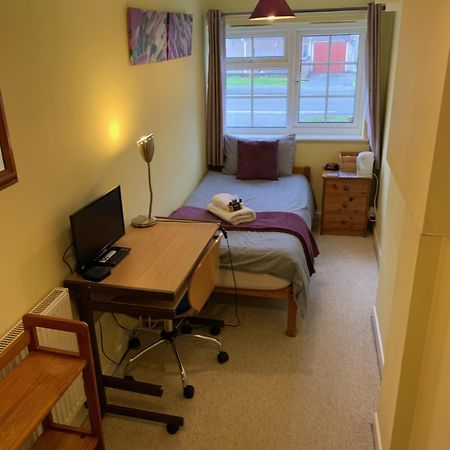 The Holly Tree Bed & Breakfast Cambridge  Exterior photo